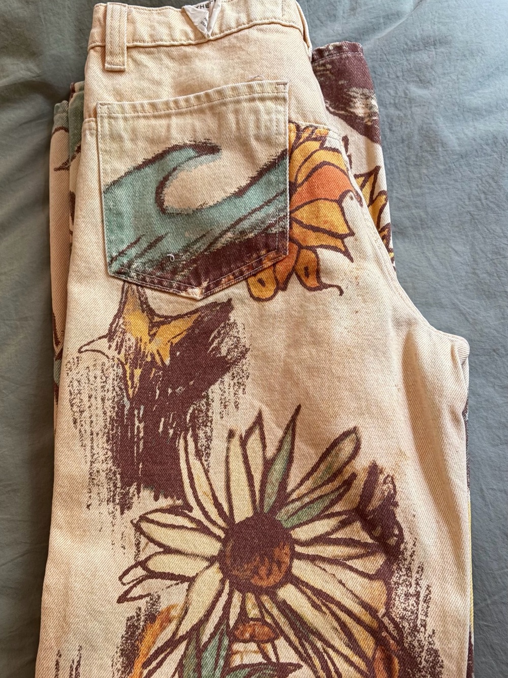 Free People Cream Floral Print Women’s Jeans - Picture 2 of 3